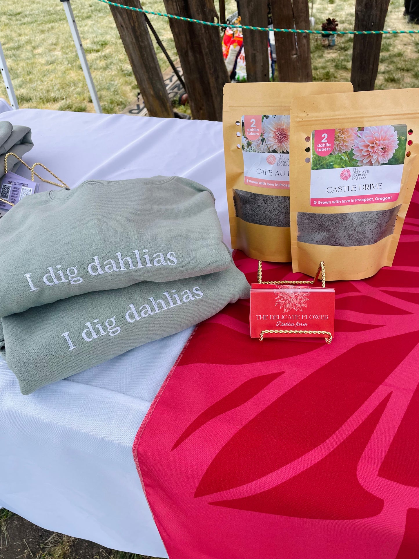 "I Dig Dahlias" Embroidered Crewneck